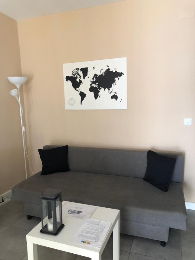 Damas 3 Apartment Caceres Exterior photo